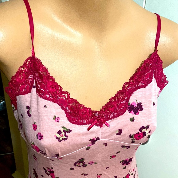 Banana Republic Camisole Top - Picture 2 of 4